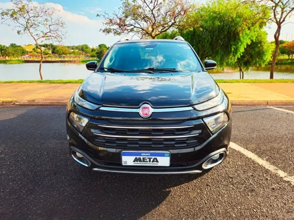 Toro 2.0 16V TURBO VOLCANO 4WD AT9