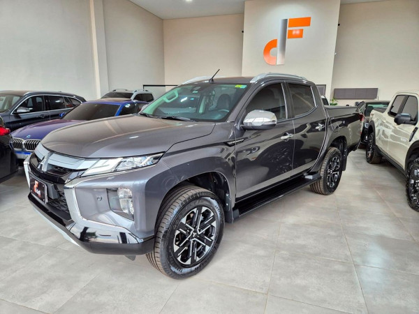 L200 TRITON 2.4 16V TURBO SPORT HPE-S CD 4X4