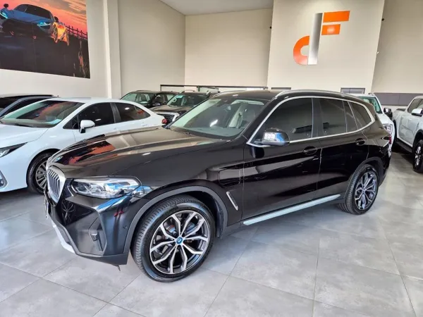 X3 2.0 16V X LINE XDRIVE30E