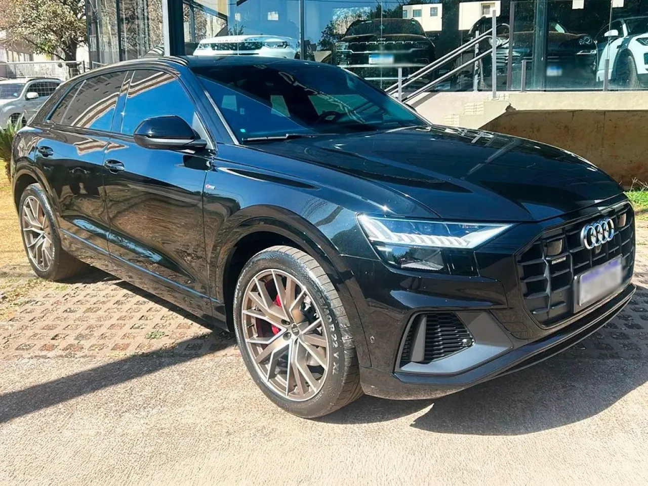 Q8 3.0 TFSI PERFORMANCE BLACK QUATTRO