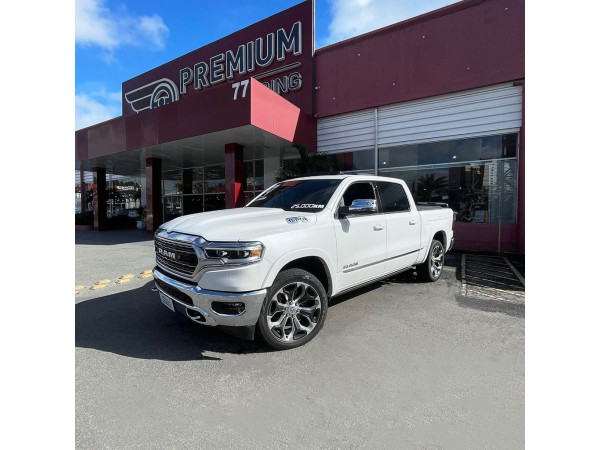 1500 5.7 V8 LIMITED CD 4X4