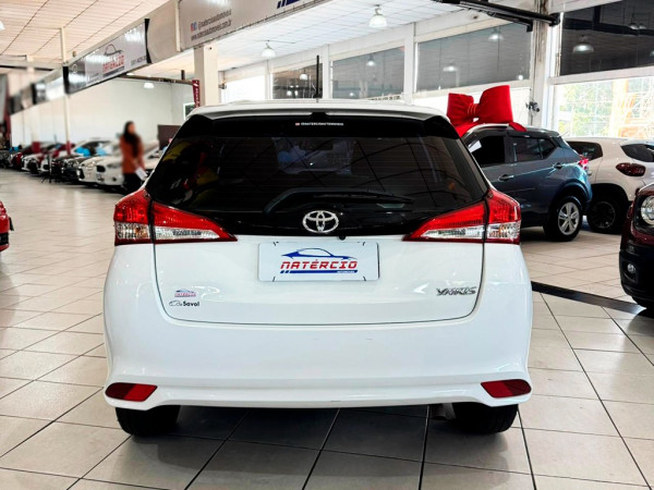 YARIS 1.5 XL