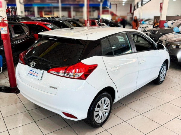 YARIS 1.5 XL