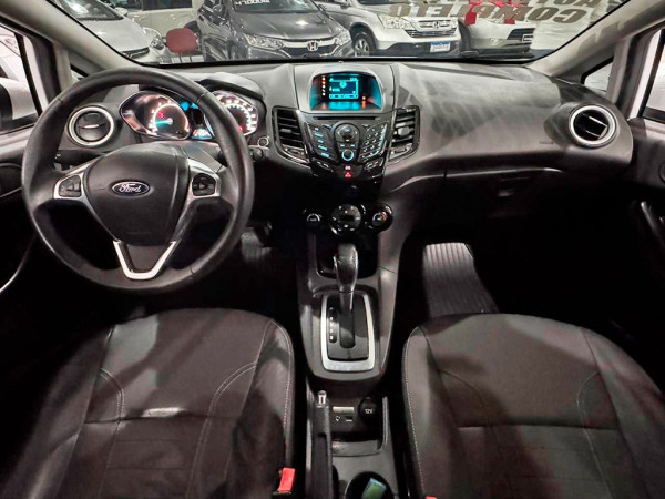FIESTA 1.6 TITANIUM HATCH 16V