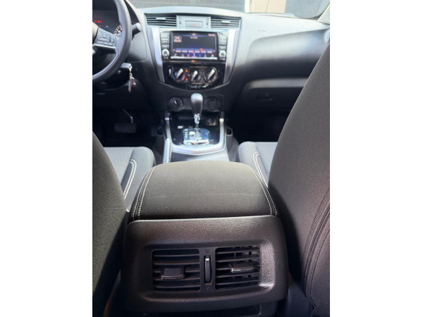 NISSAN Frontier 2.3 ATTACK CABINE DUPLA 4X4 BI-TURBO DIESEL AUTOMÁTICO