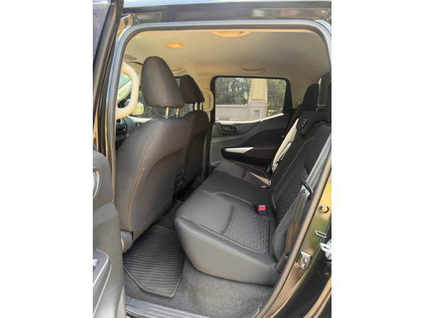 NISSAN Frontier 2.3 ATTACK CABINE DUPLA 4X4 BI-TURBO DIESEL AUTOMÁTICO