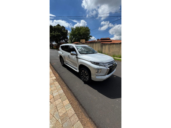 MITSUBISHI Pajero Sport 2.4 16V 4P MIVEC HPE-S AWD TURBO DIESEL AUTOMÁTICO