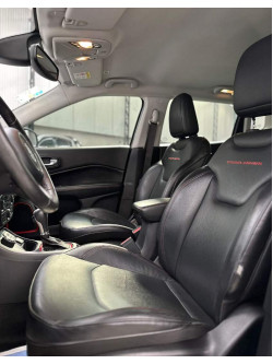 Compass 2.0 16V 4P TRAILHAWK TURBO DIESEL 4X4 AUTOMÁTICO