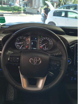 TOYOTA Hilux Caminhonete 2.8 16V SRX 4X4 DIESEL CABINE DUPLA AUTOMÁTICO
