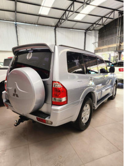 Pajero Full 3.2 16V 4P HPE 4X4 TURBO DIESEL AUTOMÁTICO