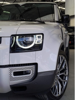 LAND ROVER Defender 110 2.0 16V 4P P300 HSE AWD AUTOMÁTICO