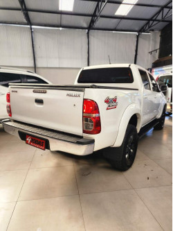 Hilux Caminhonete 3.0 16V 4P 4X4 SRV TURBO DIESEL CABINE DUPLA AUTOMÁTICO