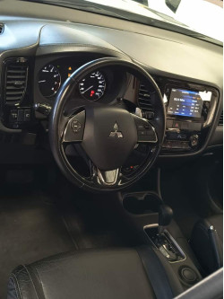 MITSUBISHI Outlander 2.0 16V 4P AUTOMÁTICO