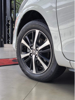 TOYOTA Yaris Hatch 1.5 16V 4P FLEX XS CONNECT MULTIDRIVE AUTOMÁTICO CVT