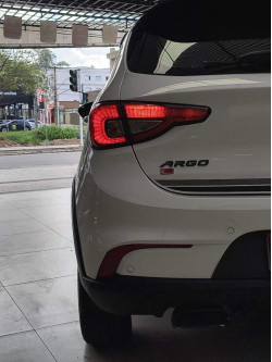 FIAT Argo 1.3 4P FIREFLY FLEX TREKKING