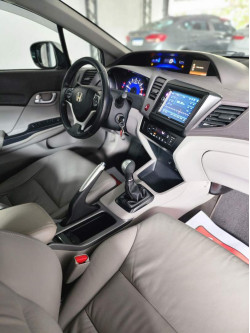 Civic 1.8 16V 4P FLEX LXL AUTOMÁTICO