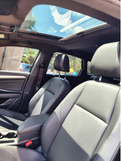 Jetta 1.4 4P 250 TSI R-LINE AUTOMÁTICO