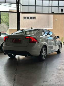 S60 1.6 4P T4 AUTOMÁTICO