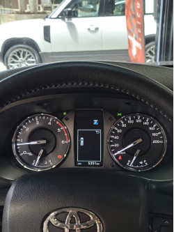 TOYOTA Hilux Caminhonete 2.8 16V 4P SR 4X4 DIESEL CABINE DUPLA AUTOMÁTICO