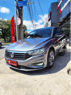 Jetta 1.4 4P 250 TSI R-LINE AUTOMÁTICO