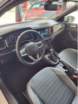 VOLKSWAGEN Nivus 1.0 4P FLEX 200 TSI HIGHLINE TURBO AUTOMÁTICO