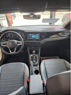 VOLKSWAGEN Nivus 1.0 4P FLEX 200 TSI HIGHLINE TURBO AUTOMÁTICO