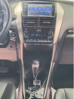 TOYOTA Yaris Hatch 1.5 16V 4P FLEX XS CONNECT MULTIDRIVE AUTOMÁTICO CVT