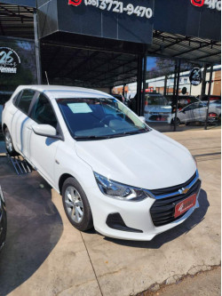 Onix Hatch 1.0 4P FLEX LT PLUS