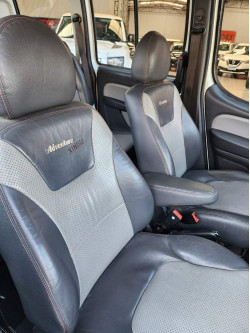 Doblo 1.8 4P FLEX ADVENTURE LOCKER 6 LUGARES