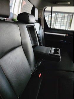 Hilux Caminhonete 2.8 16V SRX 4X4 DIESEL CABINE DUPLA AUTOMÁTICO