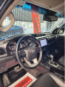 Hilux Caminhonete 2.8 16V SRX 4X4 DIESEL CABINE DUPLA AUTOMÁTICO
