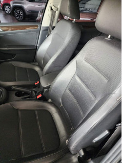 VOLKSWAGEN Jetta 2.0 4P FLEX CONFORTLINE TIPTRONIC AUTOMÁTICO