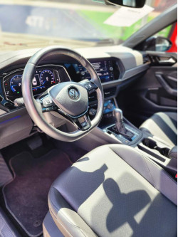 Jetta 1.4 4P 250 TSI R-LINE AUTOMÁTICO