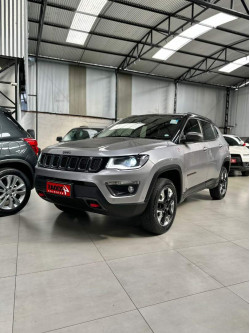 Compass 2.0 16V 4P TRAILHAWK TURBO DIESEL 4X4 AUTOMÁTICO
