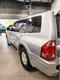 Pajero Full 3.2 16V 4P HPE 4X4 TURBO DIESEL AUTOMÁTICO