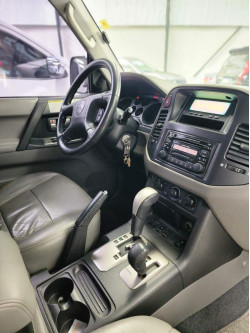 Pajero Full 3.2 16V 4P HPE 4X4 TURBO DIESEL AUTOMÁTICO
