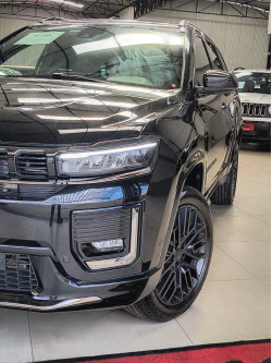JEEP Commander 2.0 16V 4P HURRICANE 4 TURBO BLACKHAWK AUTOMÁTICO AT9
