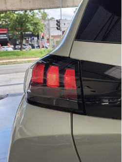 PEUGEOT 208 1.0 4P FLEX FIREFLY STYLE