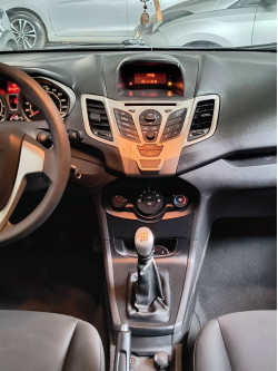 FORD Fiesta Sedan 1.6 16V 4P SE FLEX