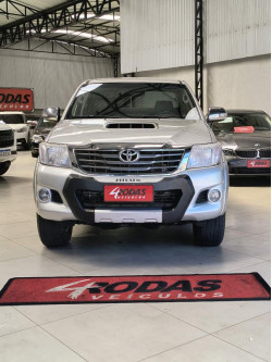 TOYOTA Hilux Caminhonete 3.0 4P 4X4 SRV TURBO DIESEL CABINE DUPLA