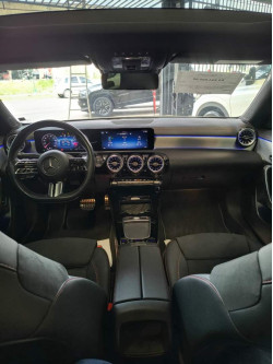 MERCEDES-BENZ CLA 200 1.6 16V 4P CGI 7-G TRONIC DCT AUTOMÁTICO