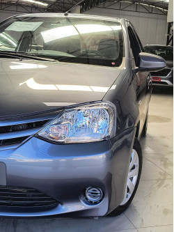 TOYOTA Etios Hatch 1.5 16V 4P FLEX XS