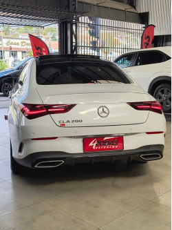 MERCEDES-BENZ CLA 200 1.6 16V 4P CGI 7-G TRONIC DCT AUTOMÁTICO
