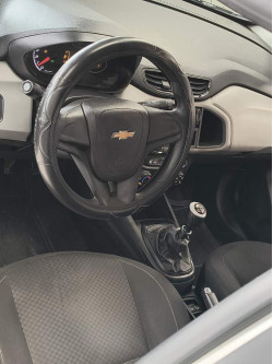 CHEVROLET Onix Hatch 1.0 4P FLEX JOY