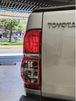 TOYOTA Hilux Caminhonete 3.0 4P 4X4 SRV TURBO DIESEL CABINE DUPLA