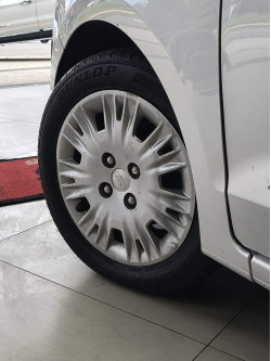 FORD Ka + Sedan 1.0 12V 4P TI-VCT SE FLEX