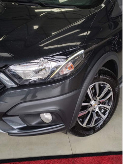 CHEVROLET Onix Hatch 1.4 4P FLEX ACTIV AUTOMÁTICO