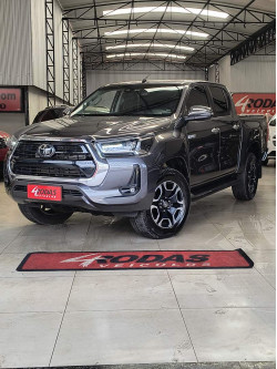 TOYOTA Hilux Caminhonete 2.8 16V SRX 4X4 TURBO DIESEL CABINE DUPLA AUTOMÁTICO