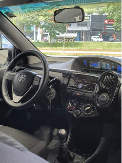 TOYOTA Etios Hatch 1.3 16V 4P FLEX X