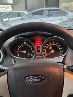 FORD Fiesta Sedan 1.6 16V 4P SE FLEX
